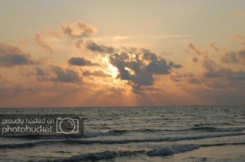 Golden reflection upon the Gulf of Mexico