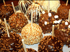 Gourmet Caramel Apples by The Royal Chocolate