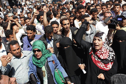 Police attacked peaceful demonstrators in Sana'a on Sunday, From ImagesAttr