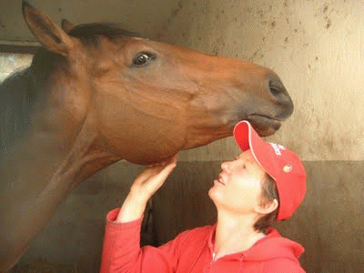 Racehorse trainer