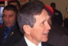 Dennis Kucinich, From ImagesAttr