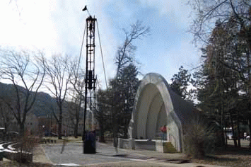 Fracking the Boulder Bandshell