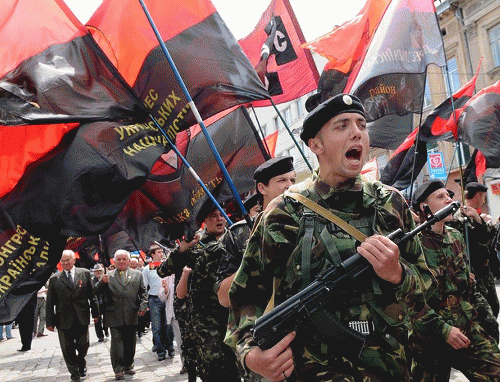 Ukrainian nationalists (OUN) on the march, From ImagesAttr