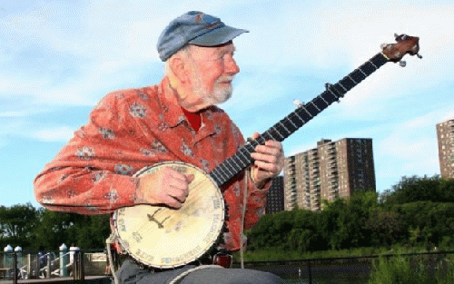 Remembering Pete Seeger (1919-2014) (, From ImagesAttr