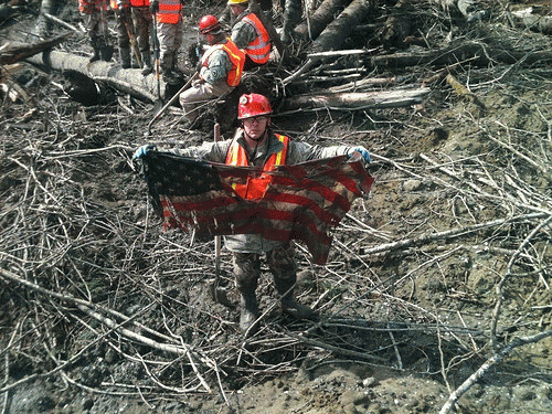 Rescue workers, Oso WA, From ImagesAttr