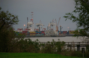 Shipping cranes, From ImagesAttr
