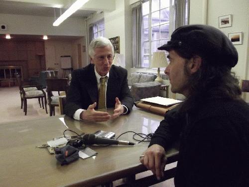 Journalist Mark Taylor-Canfield interviews independent presidential candidate Rocky Anderson in Seattle. Journalist Mark Taylor-Canfield interviews independent presidential candidate Rocky Anderson in Seattle.