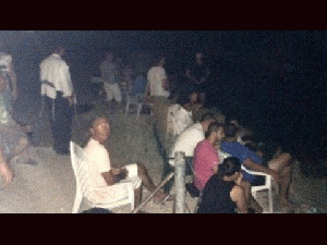 Israelis Watch From Hilltop As Bombs Drop On Gaza FOR ENTERTAINMENT! Twitter uproar over pic of 'applauding' Israelis watching night attacks on Gaza - rt.com/news/172324-israel-watching-gaza-attacks/ Israel Preps For Ga..., From ImagesAttr