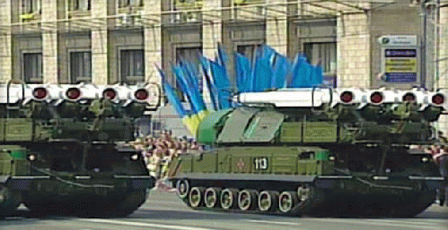 Ukrainian Buk missiles and launchers on display in Kiev parade (, From ImagesAttr