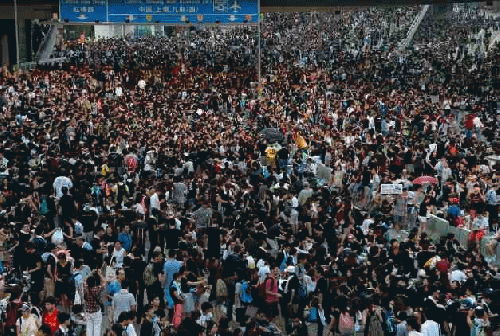 Hong Kong protests have shut down the city after police action (, From ImagesAttr