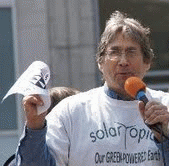 speaking at Union Square, From ImagesAttr