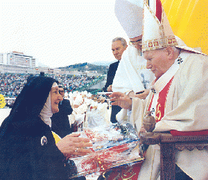 Pope John Paul II in Bosnia 1997, From ImagesAttr