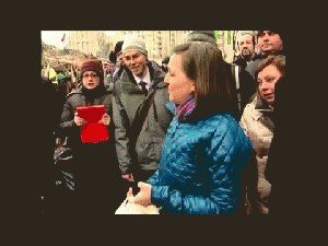 Victoria Nuland Assistant Secretary State of Ukraine passes out cookies.