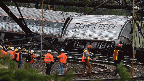 Amtrak derailed, From ImagesAttr