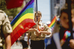 Boy Scouts end gay ban