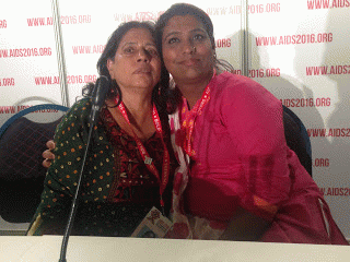 Shobha Shukla CNS Editor (left) and Amruta Soni transgender leader (right)