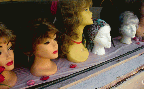 Heads in shop window