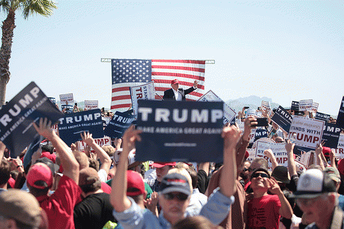 From flickr.com/photos/22007612@N05/25324750153/: Donald Trump with supporters, From Images