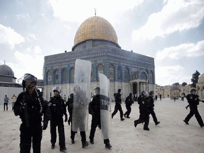 Israel soldiers attacking worshipers at Haram al-Sharif., From ImagesAttr