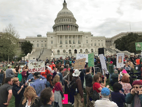 Supplicating the U.S. Capitol