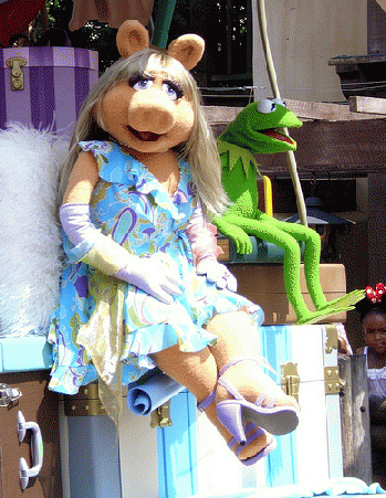 Miss Piggy and Kermit, From FlickrPhotos