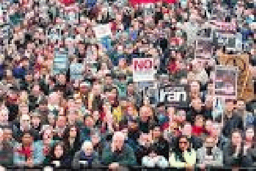 Crowd | Stop The War protests in London, 24 Feb 2007. Scenes. | Flickr1024 Ã-- 686 - 481k - jpg, From GoogleImages