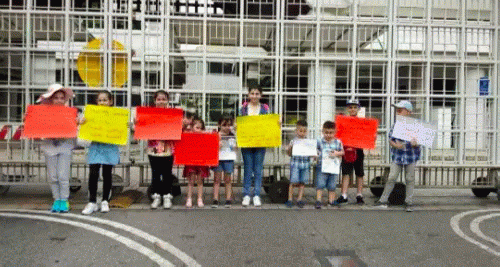 Palestinian children in front of the UN office in Bangkok., From ImagesAttr