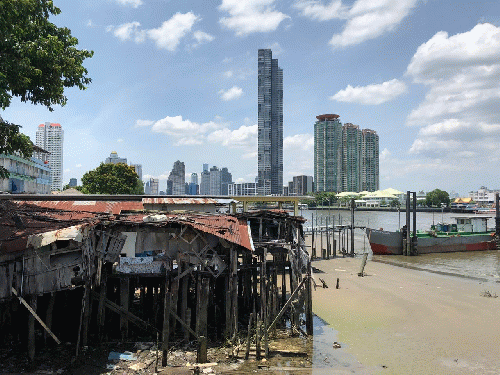 Bangkok - 6 star hotel and a slum, From Uploaded