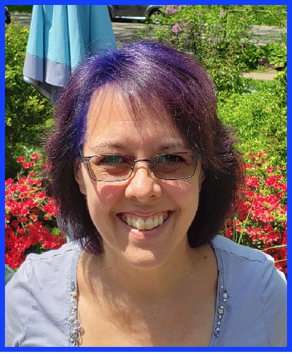 Lizette models her 'purple quarantine hair' with fabulous garden backdrop