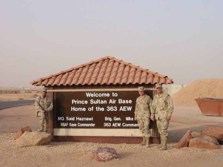 Canadian troops in Saudi Arabia a legacy of support for Iraq war