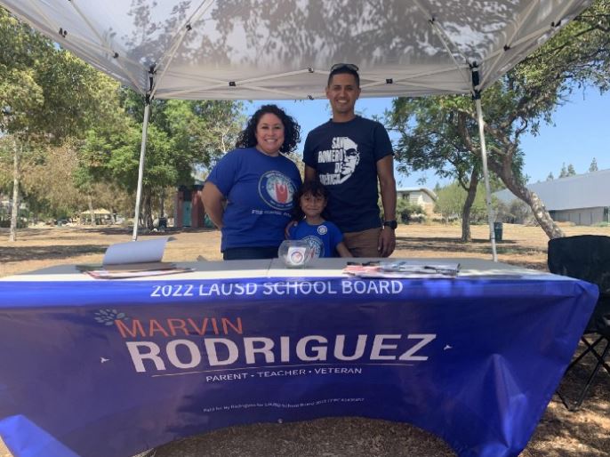 Marvin Rodriguez with his wife and his youngest daughter.