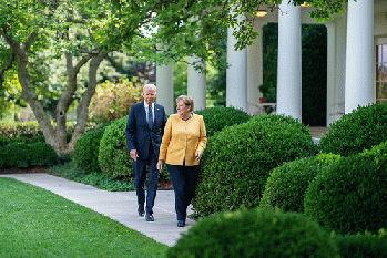P20210715AS-1775 Angela Merkel and Joe Biden